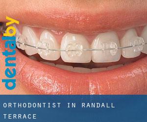 Orthodontist in Randall Terrace
